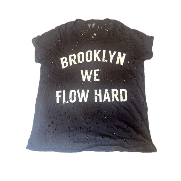 Y7 Studio Brooklyn We Flow Hard Distressed Destroyed Black Graphic Tee Medium - Picture 1 of 7
